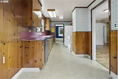 4329 SE Windsor Ct, Portland, OR 97206 - Photo 7