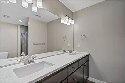 1911 NW Sage St, Camas, WA 98607 - Photo 17