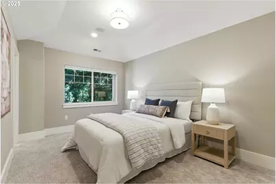 5057 W Sunset Dr, Lake Oswego, OR 97035 - Photo 15