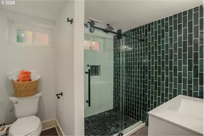 5701 NE 23rd Ave, Portland, OR 97211 - Photo 31