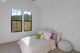 9364 SW Morrison St, Portland, OR 97225 - Photo 25