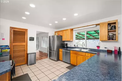 805 Queens Ave, Creswell, OR 97426 - Photo 7