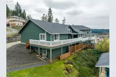 805 Queens Ave, Creswell, OR 97426 - Photo 1