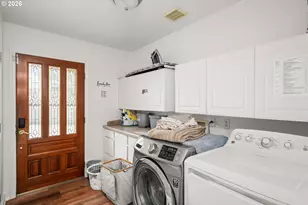 805 Queens Ave, Creswell, OR 97426 - Photo 11