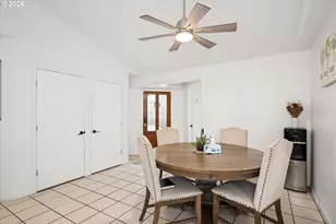 805 Queens Ave, Creswell, OR 97426 - Photo 3