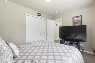 979 SE Roundelay St, Hillsboro, OR 97123 - Photo 25