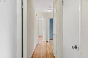 13717 SE Mill St, Portland, OR 97233 - Photo 19