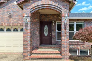 13717 SE Mill St, Portland, OR 97233 - Photo 3