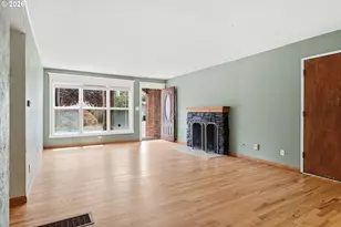 13717 SE Mill St, Portland, OR 97233 - Photo 7