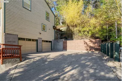 357 W 37th Ave, Eugene, OR 97405 - Photo 5