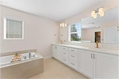 7510 NW Lauren Ave, Portland, OR 97229 - Photo 27