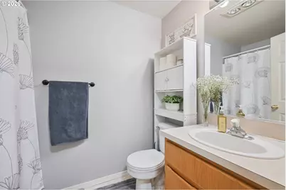 121 Adams Dr, Kelso, WA 98626 - Photo 19