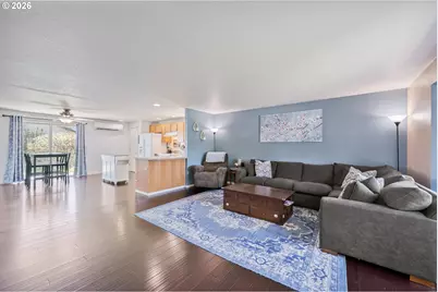 121 Adams Dr, Kelso, WA 98626 - Photo 5