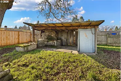 450-2, Eugene, OR 97404 - Photo 3