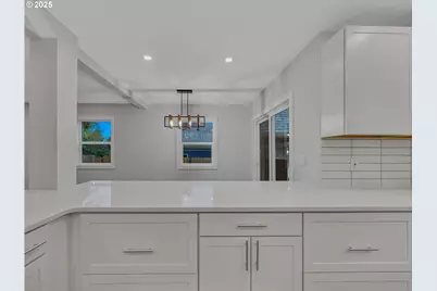 4416 NE 75th Ave, Portland, OR 97218 - Photo 13