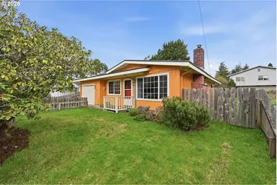 745 Seagate Ave, Coos Bay, OR 97420 - Photo 3