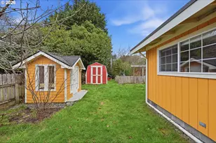 745 Seagate Ave, Coos Bay, OR 97420 - Photo 33