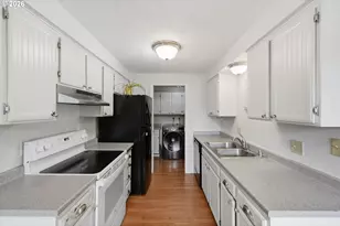 745 Seagate Ave, Coos Bay, OR 97420 - Photo 11