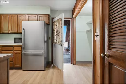65377 E Alpine Way, Rhododendron, OR 97049 - Photo 3