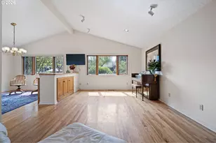 84 Green Ln, Eugene, OR 97404 - Photo 9