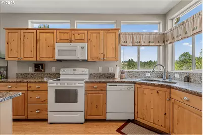 58227 Park Rd, La Grande, OR 97850 - Photo 13