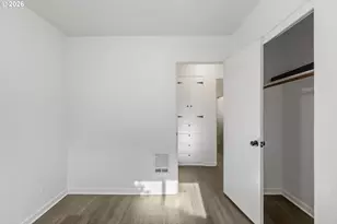 169 W Hazel St, Roseburg, OR 97471 - Photo 35