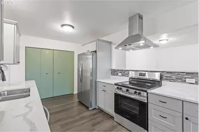 169 W Hazel St, Roseburg, OR 97471 - Photo 15