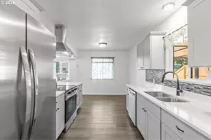 169 W Hazel St, Roseburg, OR 97471 - Photo 17