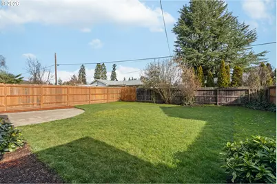 169 W Hazel St, Roseburg, OR 97471 - Photo 37