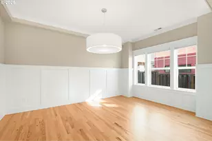 5801 S Kelly Ave, Portland, OR 97239 - Photo 11