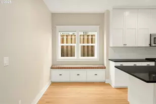 5801 S Kelly Ave, Portland, OR 97239 - Photo 17