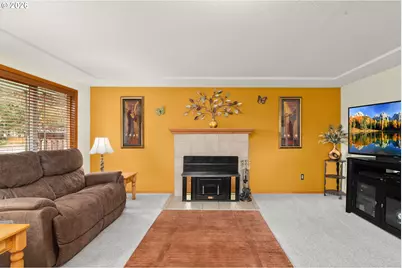 12605 SE Holgate Blvd, Portland, OR 97236 - Photo 9