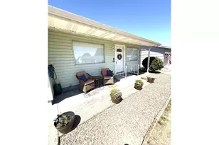 1073 Randolph Rd, Woodburn, OR 97071 - Photo 3