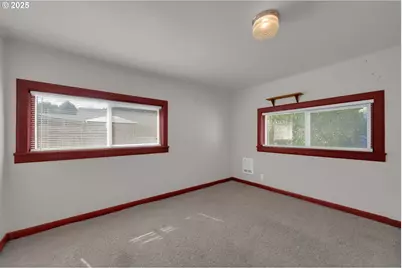 47563 Union St, Oakridge, OR 97463 - Photo 17