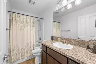 7843 Cadence Ln, White City, OR 97503 - Photo 11