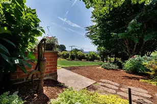 19405 NE Kings Grade, Newberg, OR 97132 - Photo 23