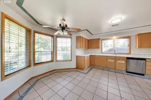 9811 NE 138th Ct, Vancouver, WA 98682 - Photo 11