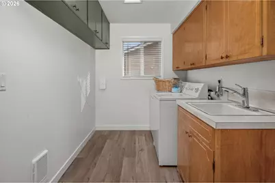 2812 B St, Forest Grove, OR 97116 - Photo 25