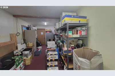 607 E 1st St, Newberg, OR 97132 - Photo 29