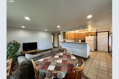 400 D St, Dallesport, WA 98617 - Photo 3