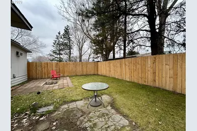 400 D St, Dallesport, WA 98617 - Photo 15