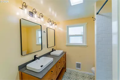 35271 McKenzie View Dr, Springfield, OR 97478 - Photo 9