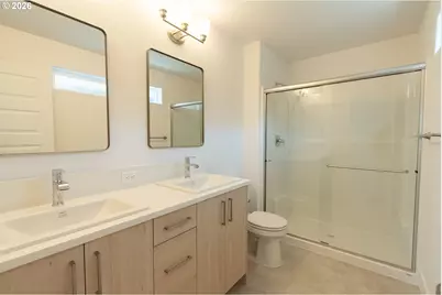 2402 SW 5th Pl, Battle Ground, WA 98604 - Photo 7