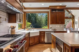 21469 Waterford Pl, West Linn, OR 97068 - Photo 15