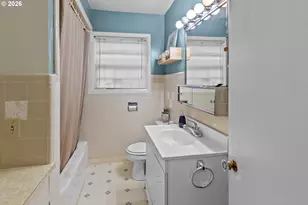 408 SW Chapman St, Sheridan, OR 97378 - Photo 19