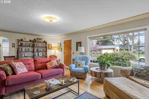 408 SW Chapman St, Sheridan, OR 97378 - Photo 7