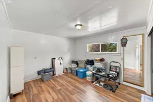 1040 Jefferson St, Coos Bay, OR 97420 - Photo 13