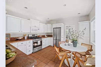 5615 N Delaware Ave, Portland, OR 97217 - Photo 11