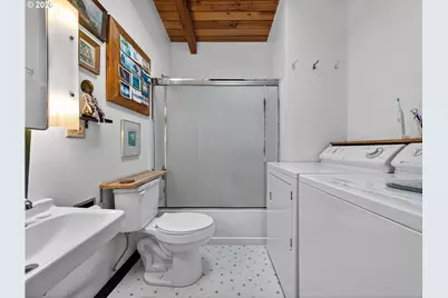 4833 SW Buddington St, Portland, OR 97219 - Photo 19