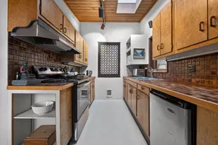 4833 SW Buddington St, Portland, OR 97219 - Photo 9